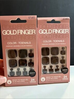 Ready-to-Wear Gel Toenails in This Night- PAIR